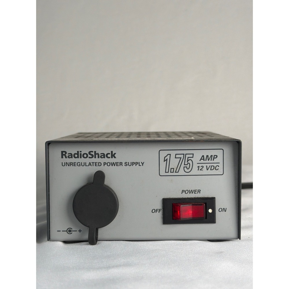 Vintage RadioShack 1.75 Amp 12 VDC Unregulated Power Supply Gray Good